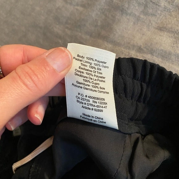 Wilfred Women’s Buffon Jogger Pants Black Size S Business Casual Workwear - Picture 8 of 11